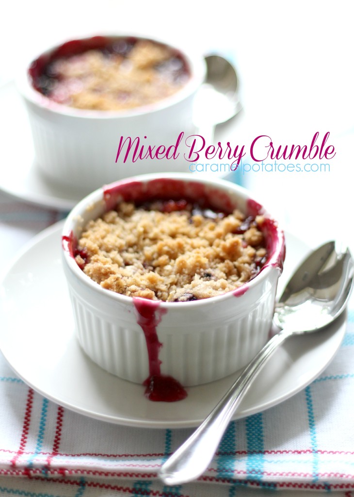 mixed berry crumble