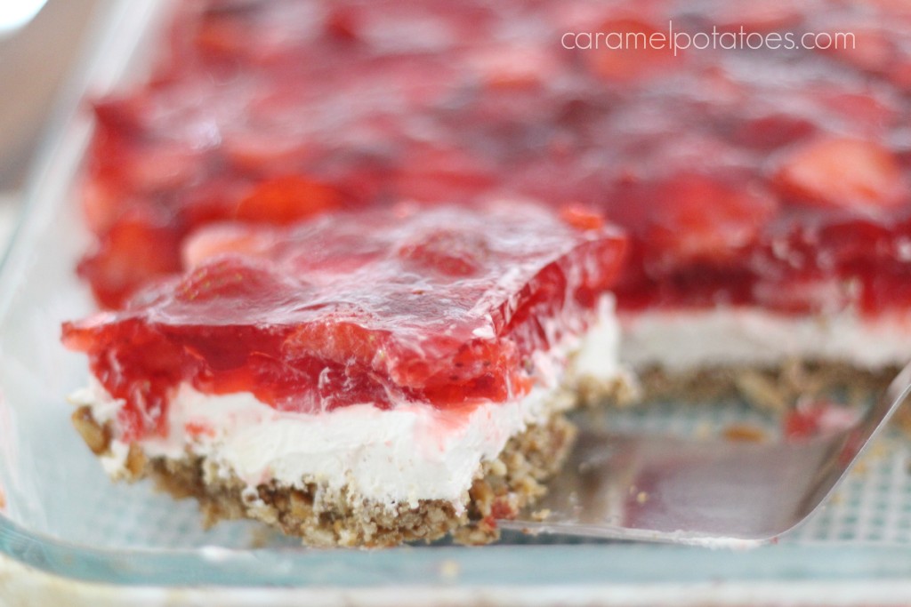Strawberry Pretzel Salad 007